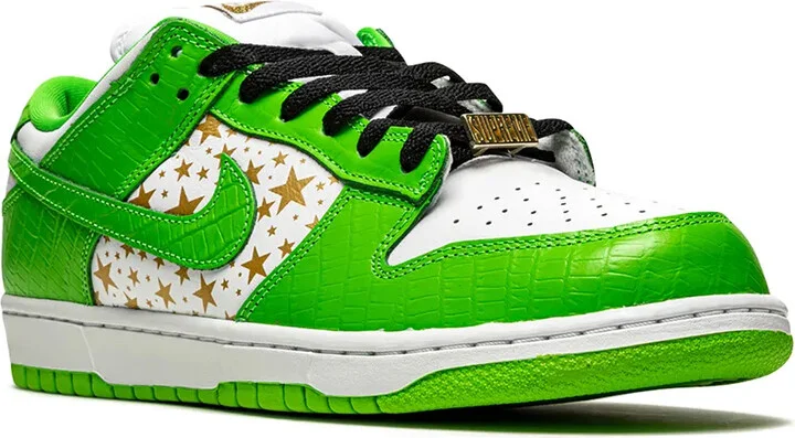 x Supreme SB Dunk Low "Stars - Image 2