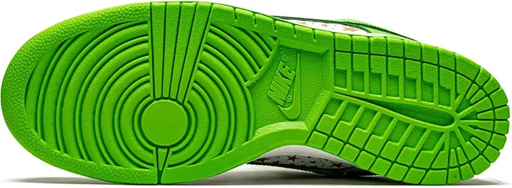 x Supreme SB Dunk Low "Stars - Image 4