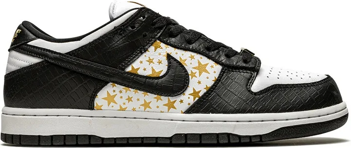 x Supreme SB Dunk Low "Stars/Black" sneakers