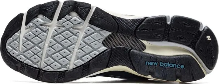 x Teddy Santis 990V3 "Castlerock"" sneakers - Image 4