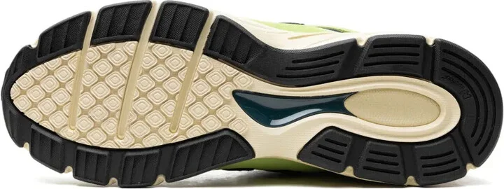 x Teddy Santis 990V4 sneakers - Image 4