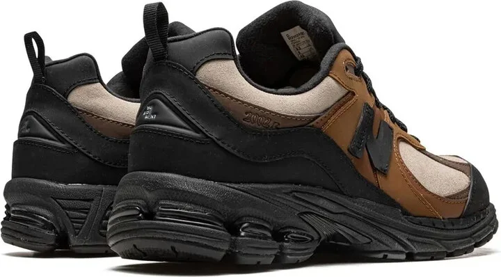 x The Basement 2002R "Earth Brown" sneakers - Image 3
