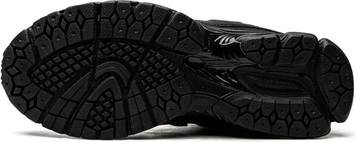 x The Basement 2002R "Stone Grey" sneakers - Image 4