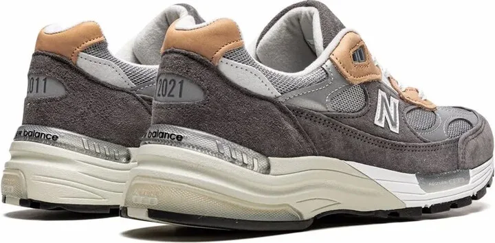 x Todd Snyder 992 "10th Anniversary" sneakers - Image 3
