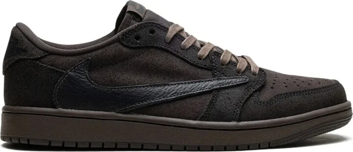 x Travis Scott Air Jordan 1 Low OG "Velvet Brown/Dark Mocha" sneakers