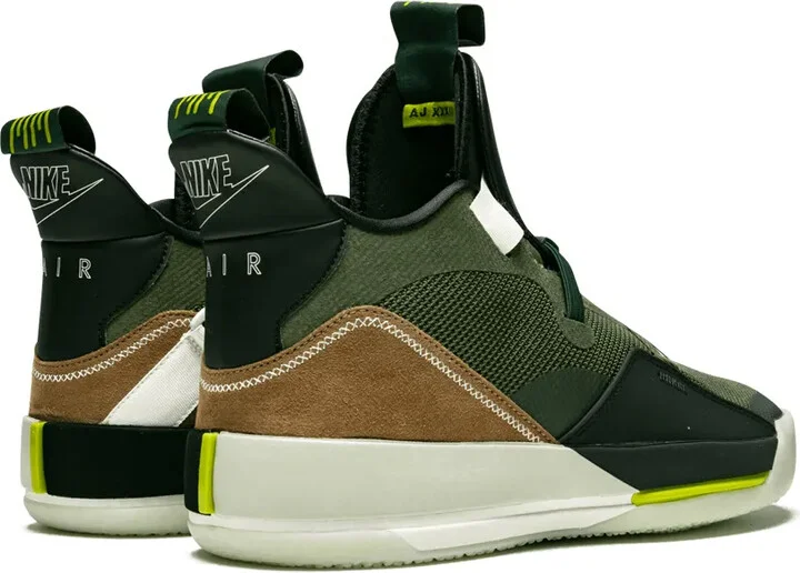 x Travis Scott Air Jordan 33 NRG sneakers - Image 3