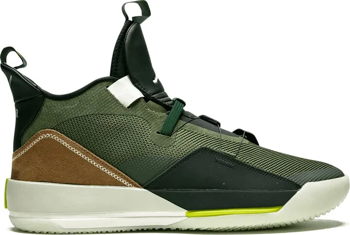x Travis Scott Air Jordan 33 NRG sneakers