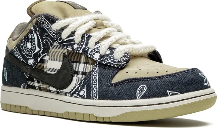 x Travis Scott SB Dunk Low sneakers - Image 2