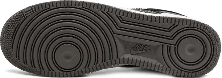x Undefeated Air Force 1 Low IO Premium sneakers - Image 4