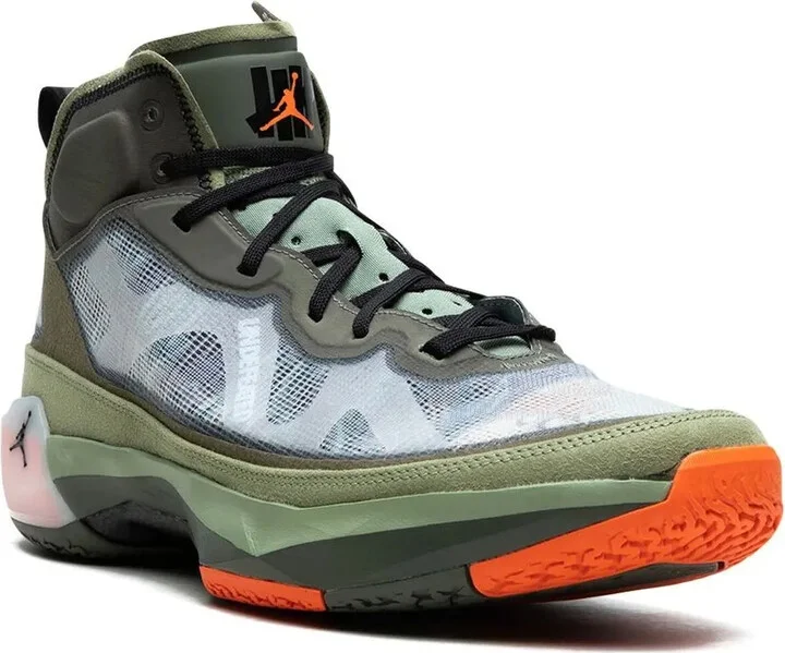 x UNDEFEATED Air Jordan 37 "Flight Jacket" sneakers - Image 2