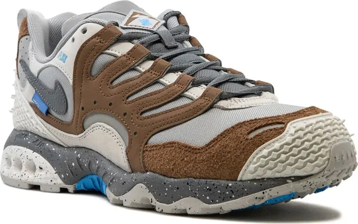 x UNDEFEATED Air Terra Humara "Archaeo Brown" sneakers - Image 2
