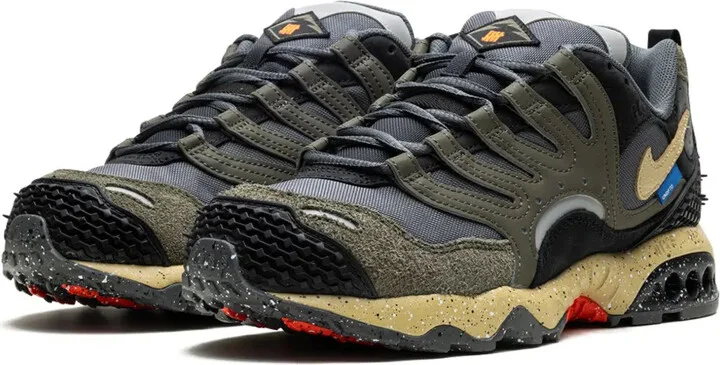 x UNDEFEATED Air Terra Humara "Cargo Khaki" sneakers - Image 3