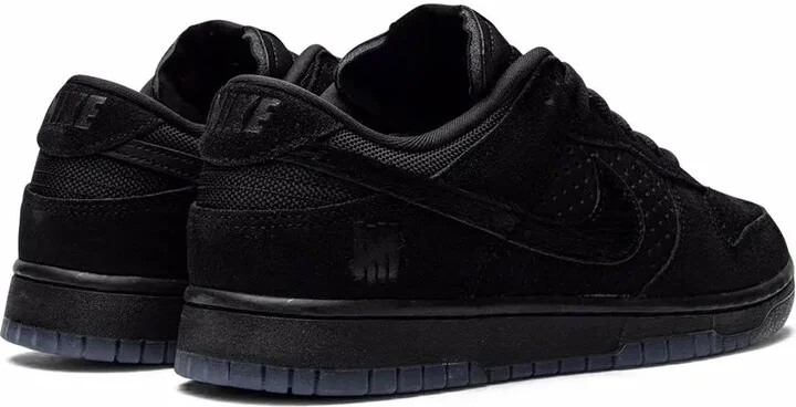 x Undefeated Dunk Low SP "Black" sneakers - Image 3
