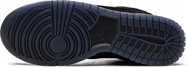 x Undefeated Dunk Low SP "Black" sneakers - Image 4