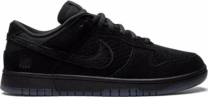 x Undefeated Dunk Low SP "Black" sneakers