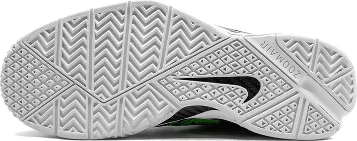 x Undefeated Kobe 1 Protro PE "Green Camo" sneakers - Image 4