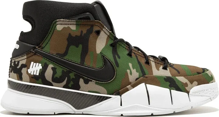x Undefeated Kobe 1 Protro sneakers