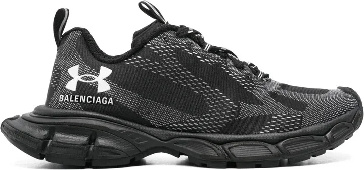 x Under Armour® 3XL Knit sneakers