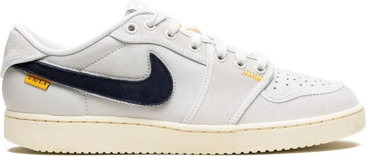 x Union Ajko Low "Sail Leather" sneakers