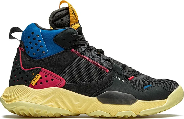 x Union LA Delta Mid SP "Off Noir" sneakers