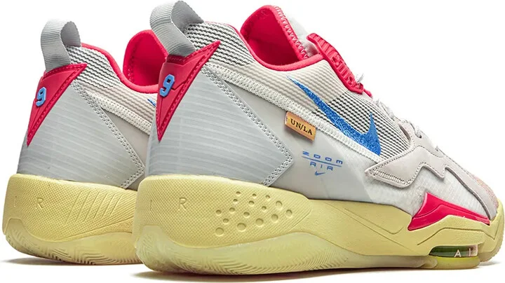 x Union Zoom '92 "Guava Ice" sneakers - Image 3