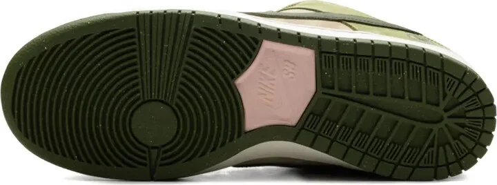 x Yuto Horigome Dunk Low "Asparagus/Legion Green/Light Khaki/Dark Loden/Sesame/Burnt Sienna" sneakers - Image 4