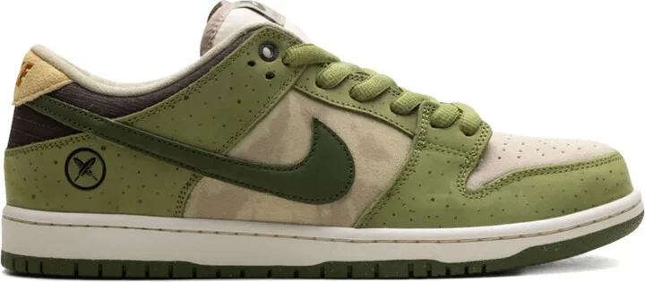x Yuto Horigome Dunk Low "Asparagus/Legion Green/Light Khaki/Dark Loden/Sesame/Burnt Sienna" sneakers