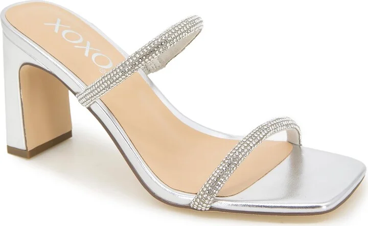 XOXO Women's FOLEE Pump