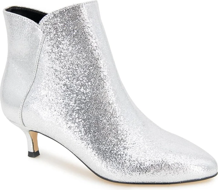 XOXO Women's Kyrie Ankle Boot