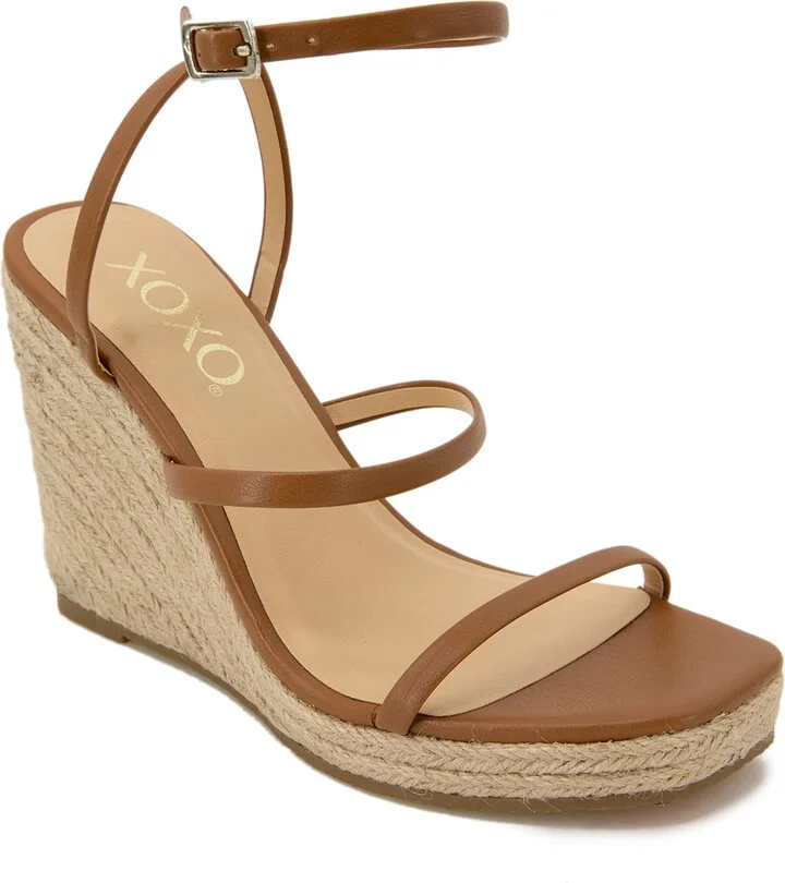 XOXO Women's ULIANA Pump