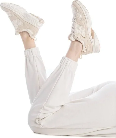 Xti Women's Athletic Casual Sneakers 14358 White - Image 4