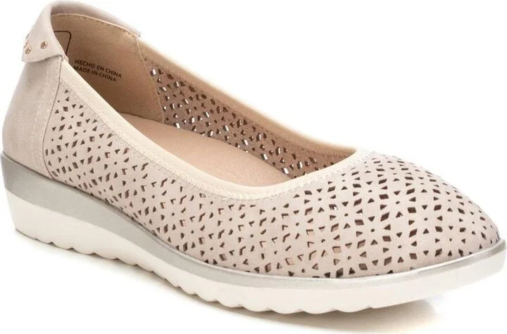 Xti Women's Ballet Flats By - Image 3