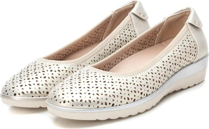 Xti Women's Ballet Flats By - Image 9