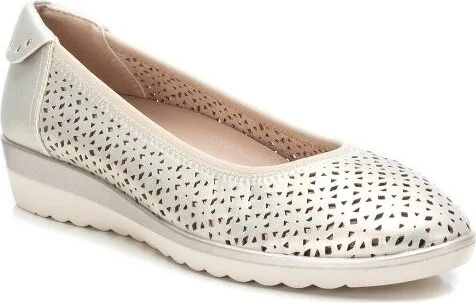 Xti Women's Ballet Style Flats - Image 2