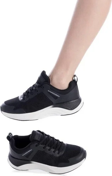 Xti Women's Comfort Walking Sneakers 143927 Black - Image 2
