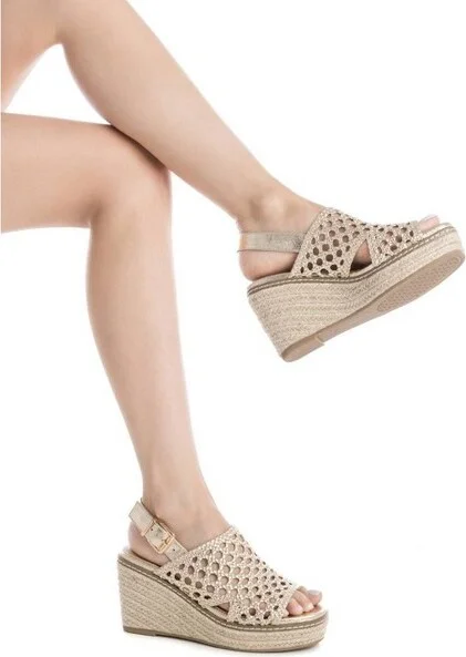 Xti Women's Espadrille Sandals 143829 GOLD - Image 2