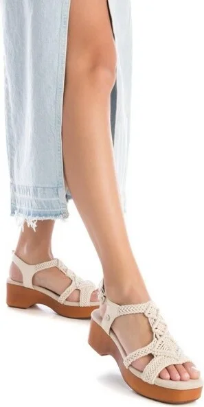 Xti Women's Fashion Platform Sandals 143355 BLACK - Image 3