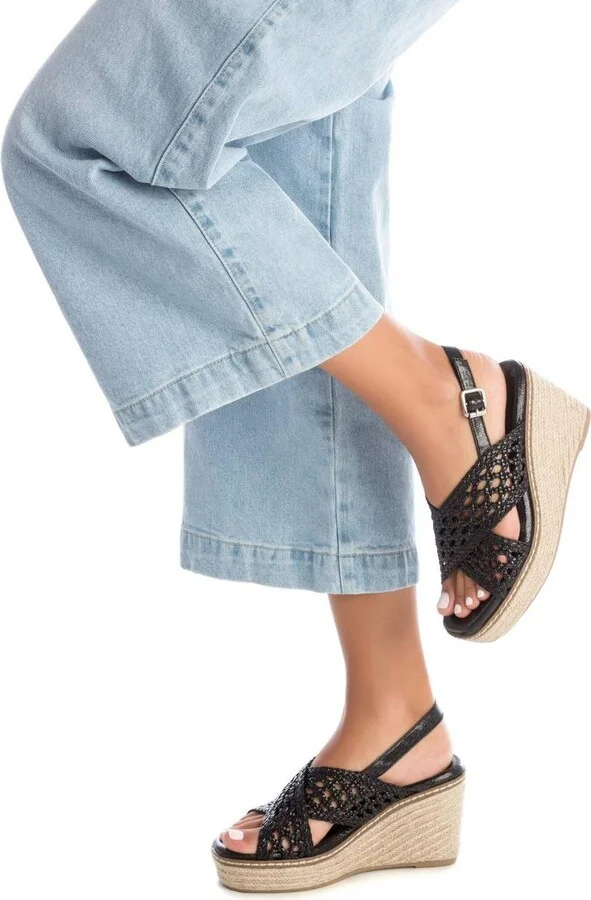 Xti Women's Medium Heel Sandals - Image 7