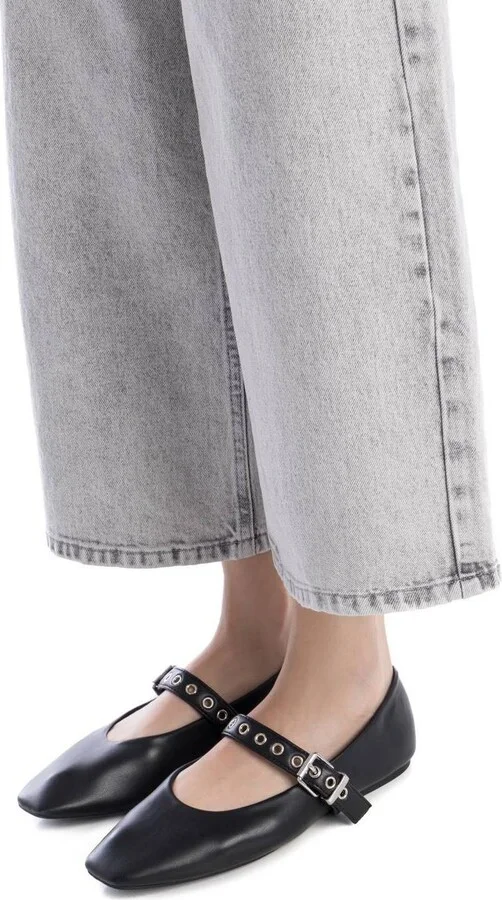 Xti Women's Pointy Toe Ballerinas - Image 6