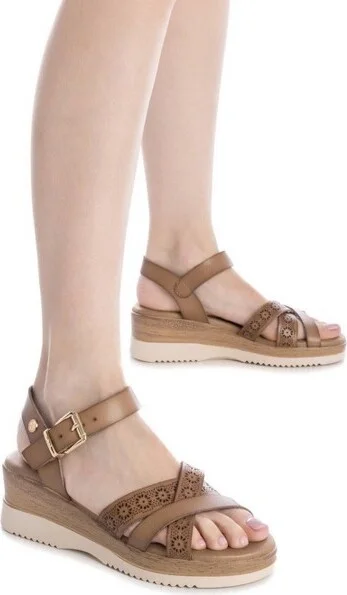 Xti Women's Wedge Sandals 143851 CAMEL - Image 3