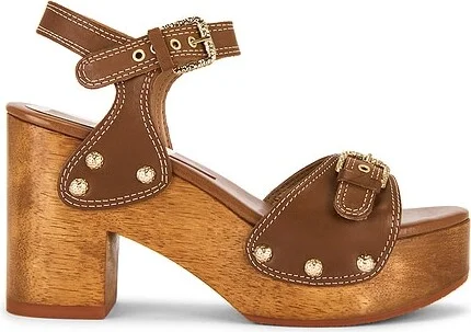 Yandy Sandal