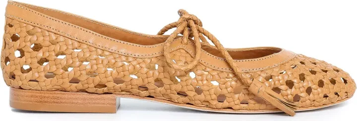 Yard ballerina shoes