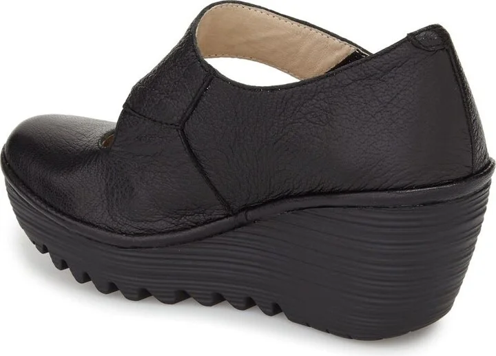 'Yasi' Wedge Pump - Image 2