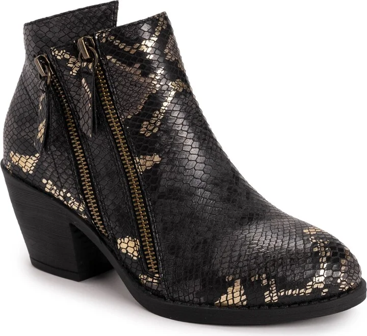 BLACK SNAKE