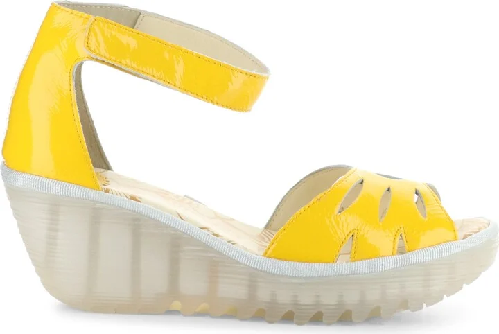 Yelu Platform Wedge Sandal - Image 3