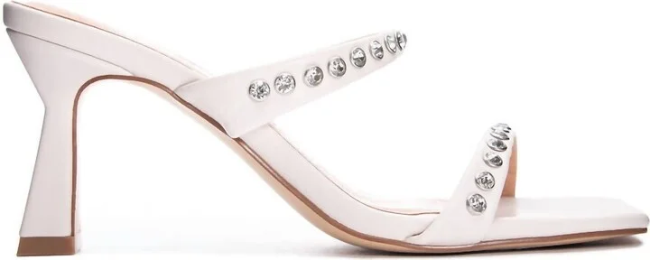 Yo Yo Slide Sandal In Cream