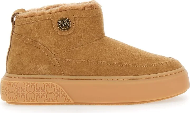 'yoko' Beige Ankle Boots With Love Birds Diamond Cut Patch And Fur Lining In Suede Woman