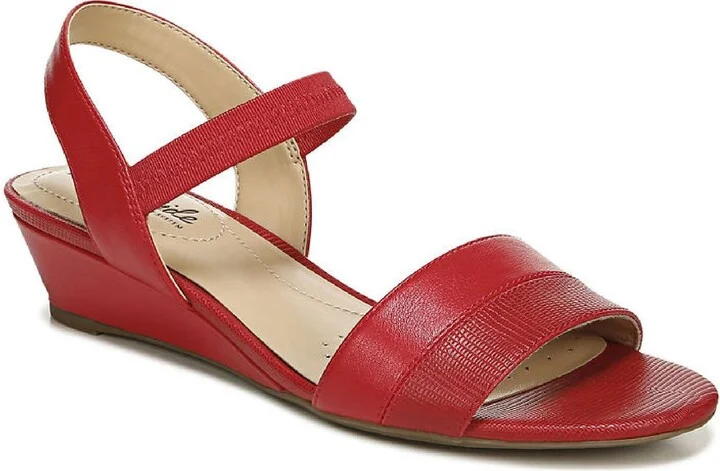 Yuma Womens Faux Leather Lizard Print Wedge Sandals