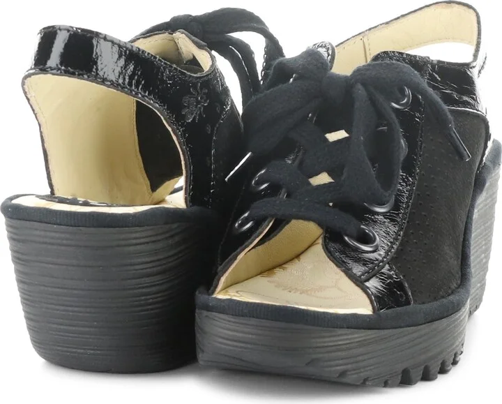 'Yuta' Platform Wedge Sandal - Image 9