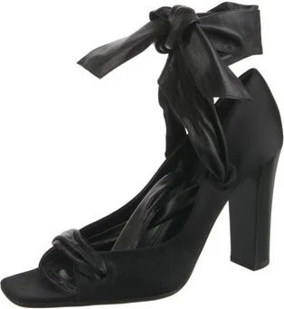 Yves Saint Laurent - Image 2